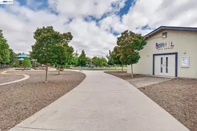 838 I St, Livermore, CA 94550 - Photo 36