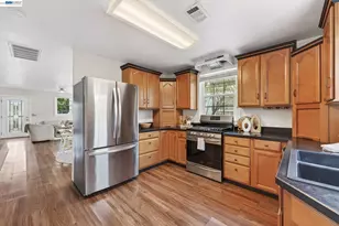 838 I St, Livermore, CA 94550 - Photo 10