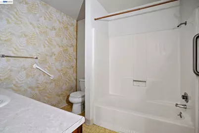 425 Coffield Ave, Napa, CA 94558 - Photo 22
