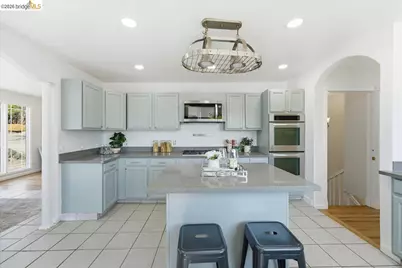 2721 Hidden Ln, Hayward, CA 94541 - Photo 10