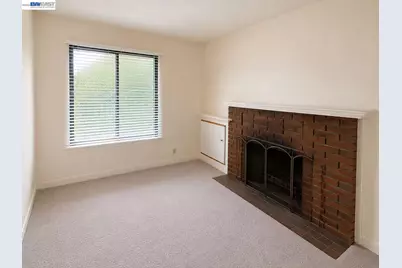 859 Mills Ave, San Bruno, CA 94066 - Photo 2