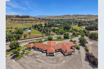 5885 Bruce Dr, Danville, CA 94506 - Photo 68
