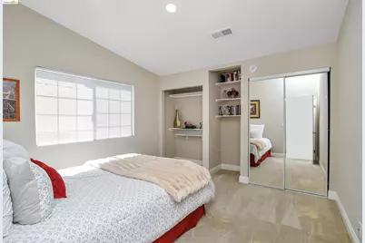 355 Hawthorne Dr, Tracy, CA 95376 - Photo 14