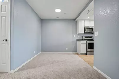148 Anderly Ct #6, Hayward, CA 94541 - Photo 2