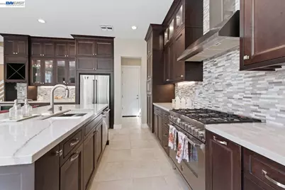 37515 Sea Bank Street, Newark, CA 94560 - Photo 4