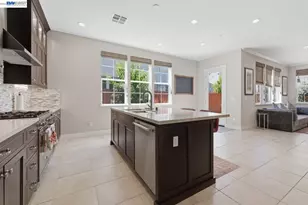 37515 Sea Bank St, Newark, CA 94560 - Photo 6