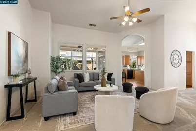 287 Mandarin Cir, Vacaville, CA 95687 - Photo 2