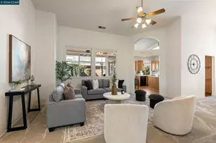 287 Mandarin Cir, Vacaville, CA 95687 - Photo 2