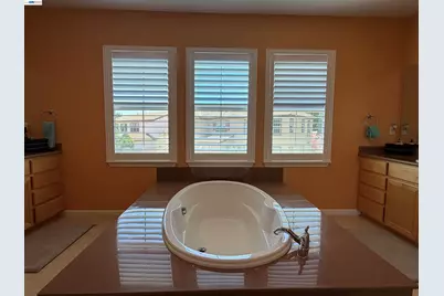 726 Escuela Dr, Mountain House, CA 95391 - Photo 20