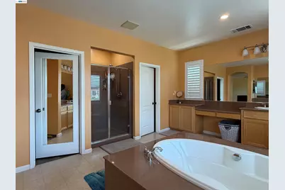 726 Escuela Dr, Mountain House, CA 95391 - Photo 22