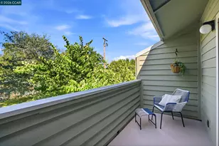 700 Suntree Ln, Pleasant Hill, CA 94523 - Photo 18