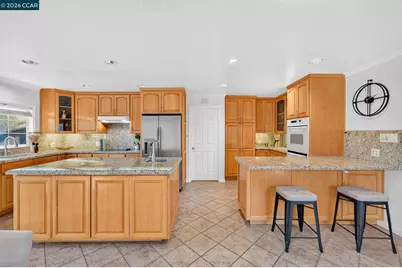 309 Anna Maria St, Livermore, CA 94550 - Photo 8