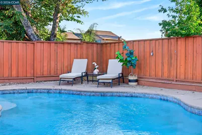 309 Anna Maria St, Livermore, CA 94550 - Photo 16