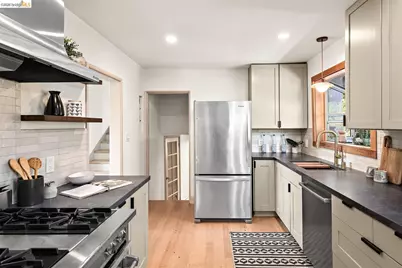 1421 Cornell Avenue, Berkeley, CA 94702 - Photo 14