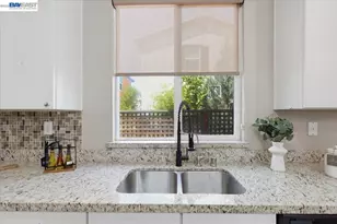 370 Misty Cir, Livermore, CA 94550 - Photo 14