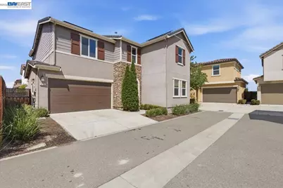 370 Misty Cir, Livermore, CA 94550 - Photo 2
