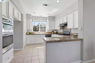 5315 Asterwood Dr, Dublin, CA 94568 - Photo 12