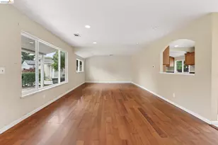 2465 Mountain View Dr, Concord, CA 94520 - Photo 6