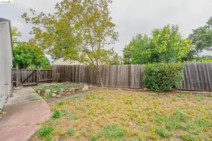 2465 Mountain View Dr, Concord, CA 94520 - Photo 38