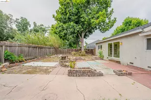 2465 Mountain View Dr, Concord, CA 94520 - Photo 34