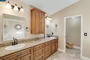 430 Oakwood Cir, Fairfield, CA 94534 - Photo 42