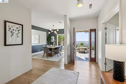 5028 Crystal Ridge Court, Oakland, CA 94605 - Photo 12