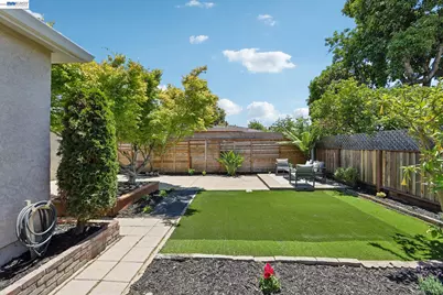 33741 12th St, Union City, CA 94587 - Photo 22