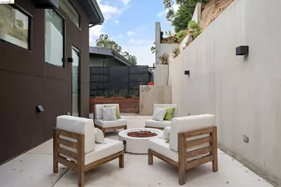 1667 Trestle Glen Rd, Oakland, CA 94610 - Photo 50