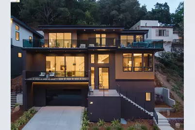 1667 Trestle Glen Rd, Oakland, CA 94610 - Photo 2