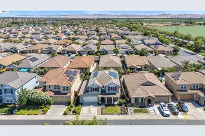 8012 Westport Cir, Discovery Bay, CA 94505 - Photo 38