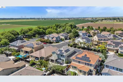 8012 Westport Cir, Discovery Bay, CA 94505 - Photo 42