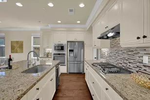 8012 Westport Cir, Discovery Bay, CA 94505 - Photo 6