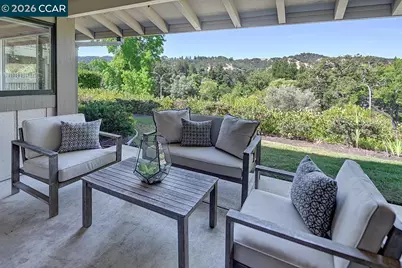 2055 Cactus Ct #6, Walnut Creek, CA 94595 - Photo 8