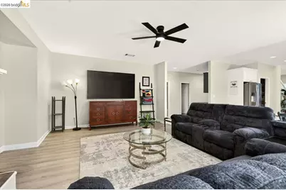 4987 Stewartville Dr, Antioch, CA 94531 - Photo 24