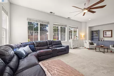 2466 Yosemite Way, Discovery Bay, CA 94505 - Photo 8