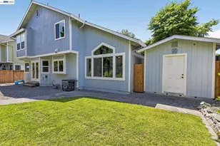 9111 Piccadilly Cir, Windsor, CA 95492 - Photo 30