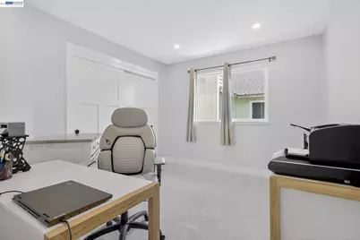 9111 Piccadilly Circle, Windsor, CA 95492 - Photo 26