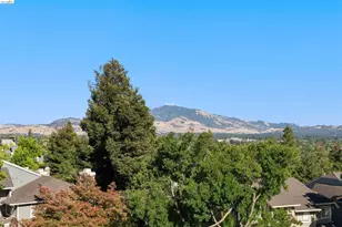 420 Brandywine Ln, Pleasant Hill, CA 94523 - Photo 16