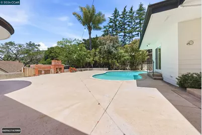 5828 Moraga Ave, Oakland, CA 94611 - Photo 56