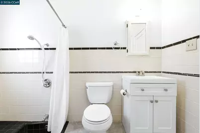 5828 Moraga Ave, Oakland, CA 94611 - Photo 46