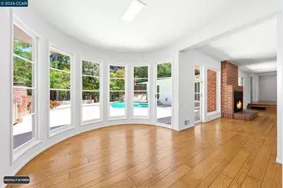 5828 Moraga Ave, Oakland, CA 94611 - Photo 14