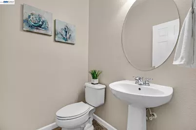 79 Meritage Cmn #101, Livermore, CA 94551 - Photo 12