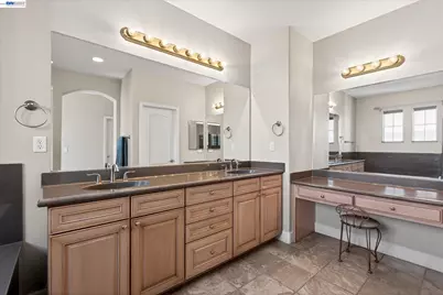 352 Casselino Dr, San Jose, CA 95136 - Photo 30