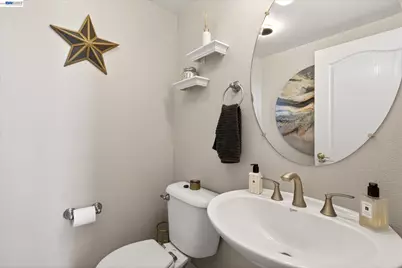 352 Casselino Dr, San Jose, CA 95136 - Photo 38