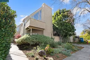 443 College Ave, Palo Alto, CA 94306 - Photo 1