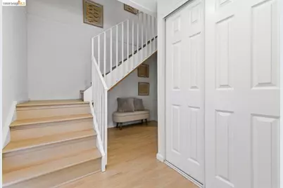 532 Tyrella Ave #9, Mountain View, CA 94043 - Photo 2
