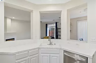 10856 Glengarry Ln, Dublin, CA 94568 - Photo 10