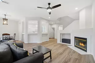 10856 Glengarry Ln, Dublin, CA 94568 - Photo 6