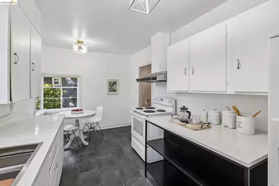 2380 Leimert Blvd, Oakland, CA 94602 - Photo 42