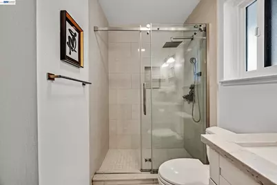 1070 Mercedes Ave #16, Los Altos, CA 94022 - Photo 26